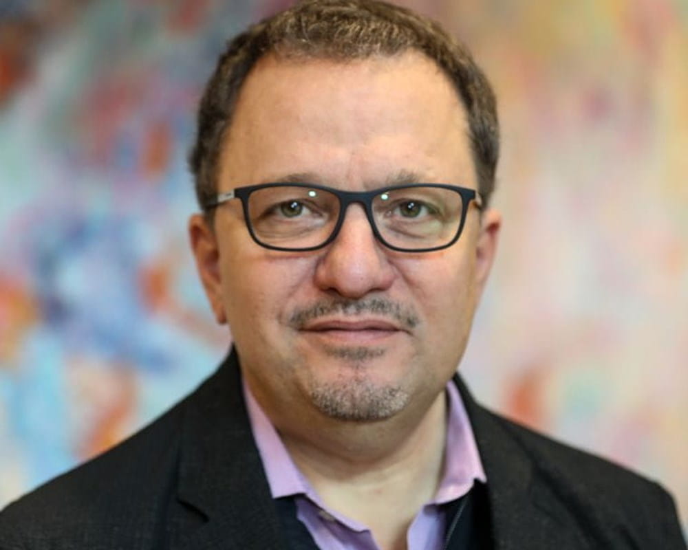 Dr. Daniel Mueller